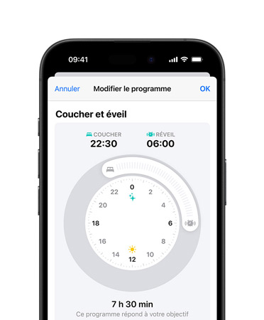 iPhone 16, vue de face, l’interface affiche Santé, Sommeil, Mode clair, Programme