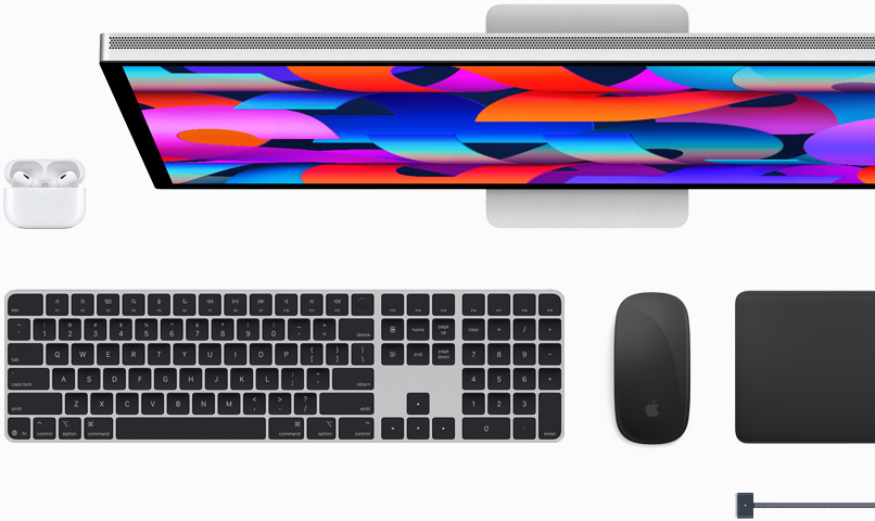 Accessoires Mac : AirPods, Studio Display, Magic Keyboard, Magic Mouse, Magic Trackpad, câble de charge MagSafe en couleur minuit