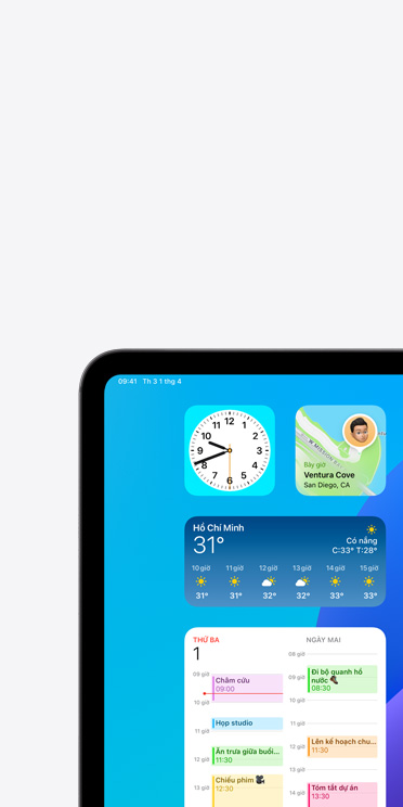 Tính năng VoiceOver trên màn hình iPad Pro hiển thị tiện ích ứng dụng Thời Tiết với âm thanh phát ra “Thời tiết, Hồ Chí Minh, 31 độ”
